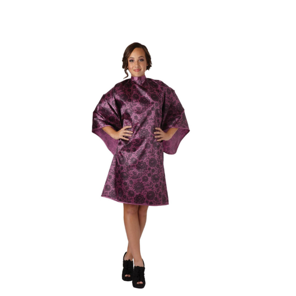 olivia-garden-mantella-taglio-lace-viola Mantella Taglio Lace Viola indossata da modella, vista frontale completa con le braccia poggiate sui fianchi