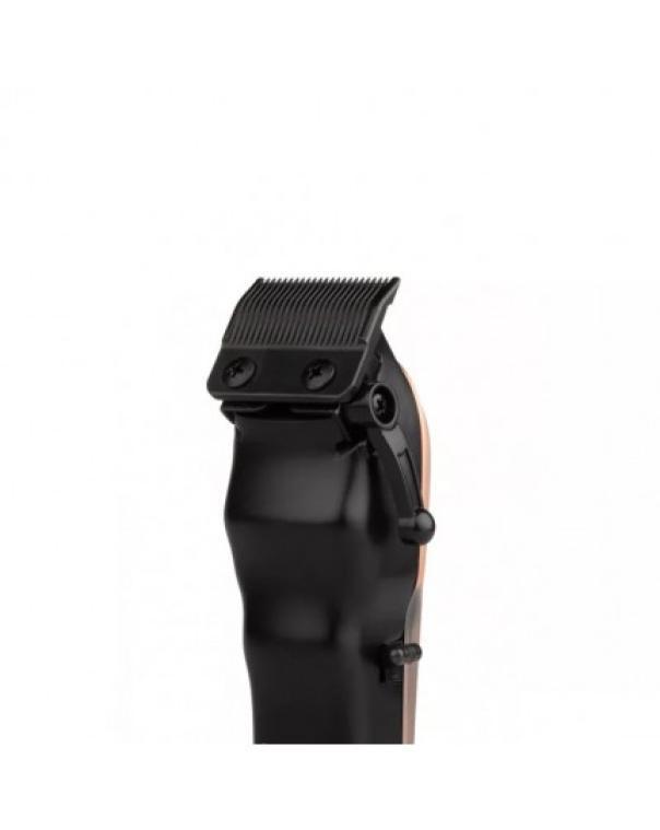 reuzel-tosatrice-the-clipper-kyone-cordless- Vista laterale della tosatrice con dettagli del profilo e della struttura